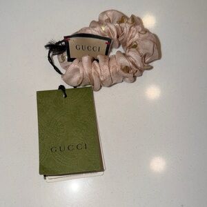 Gucci Blush Silk Horsebit Hair Scrunchie NWT